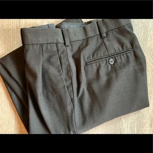 Men’s Natural Issue dress pants